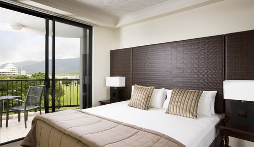 1 Bedroom City View