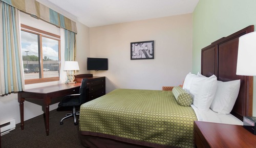 Room, 1 Queen Bed, Non Smoking, Annex Building