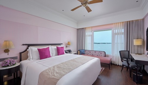 Luxury Room, 1 King Bed, Sea View
