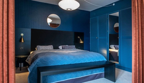 Suite, Sea View