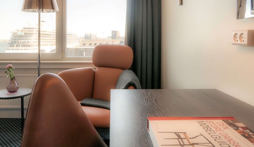 Business Room (Class)