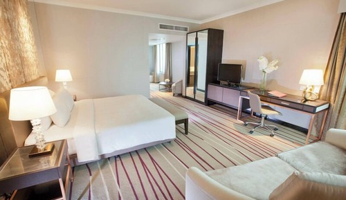 Deluxe Premier Room