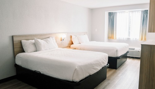 Studio Suite, 2 Queen Beds, Accessible, Non Smoking