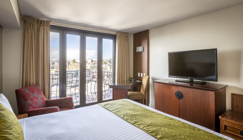 Superior Room, 1 King Bed