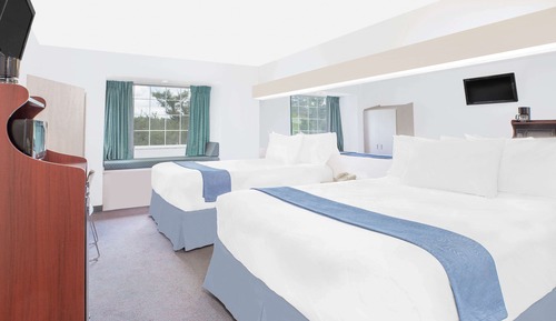 Room, 2 Queen Beds, Accessible, Non Smoking