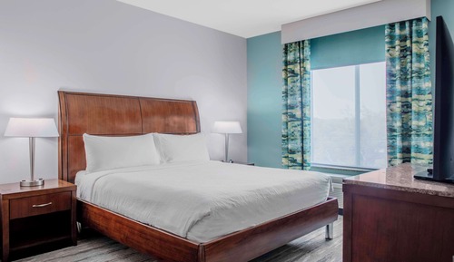 Suite, Accessible, Non Smoking (Hearing Impaired)