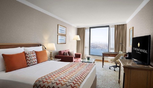Premium Room, 1 King Bed, Smoking, Sea View