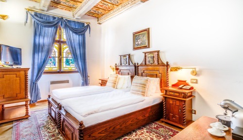 Deluxe Double or Twin Room