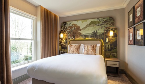 Deluxe Room, 1 King Bed, Non Smoking