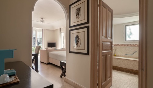 TWO BEDROOM SUITE SEA-VIEW WITH TERRACE