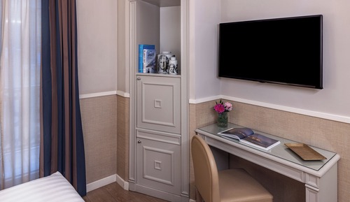 Classic Single Room