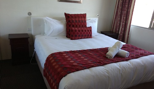 Basic Apartment, 3 Bedrooms, Beach View