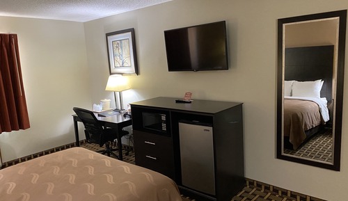 Standard Room, 1 Queen Bed, Non Smoking