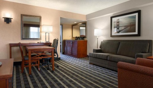 Room, 1 King Bed, Non Smoking, Lagoon View