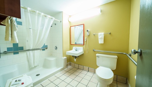 Room, 2 Queen Beds, Accessible, Non Smoking (Mobility/Hearing, Roll-In Shower)