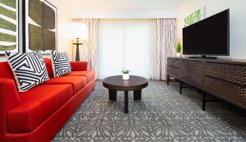 Suite, 2 Queen Beds, Pool View