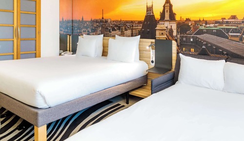 Superior Room, 1 Queen Bed with Sofa bed