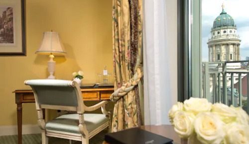 Classic Room, 1 King Bed