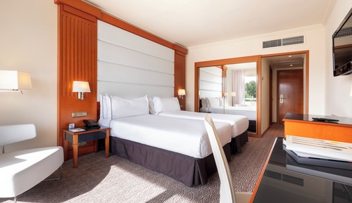 Melia Room, Pool View