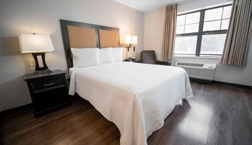 Studio, 1 Queen Bed, Non Smoking