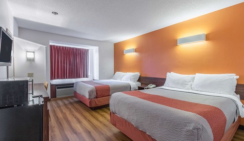 Deluxe Room, 2 Queen Beds, Non Smoking, Refrigerator & Microwave