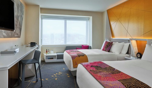 Standard Room, 2 Double Beds (Mobility/Hearing Access, Roll-In Shwr)