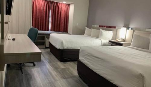 Room, 2 Queen Beds, Accessible, Non Smoking (Mobility)