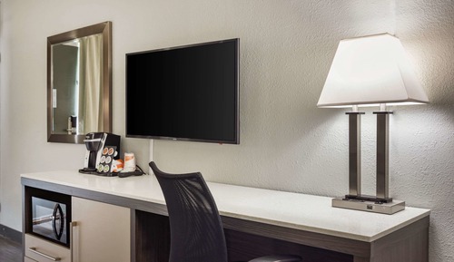 Standard Room, 1 King Bed, Non Smoking