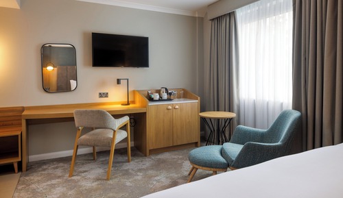 Premium Room, 1 King Bed