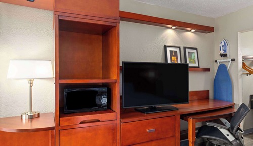 Room, 2 Queen Beds, Non Smoking