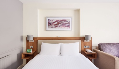 Standard Room, 1 Double Bed with Sofa bed, Accessible