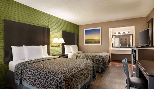 Standard Room, 2 Double Beds