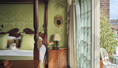 Suite (Master Garden)