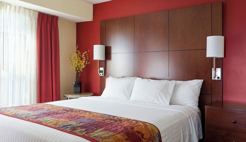 Suite, 2 Bedrooms, Fireplace