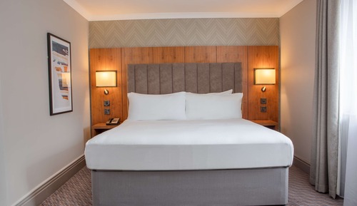 Suite, 1 King Bed, Non Smoking