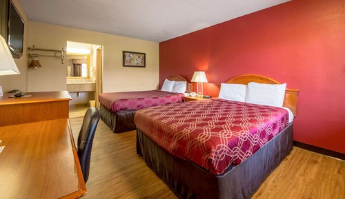 Standard Room, 2 Queen Beds, Non Smoking