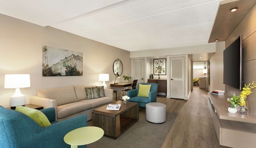 Suite, 1 King Bed (Vita A La Piscina)