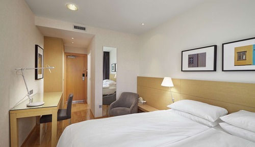 Queen Room