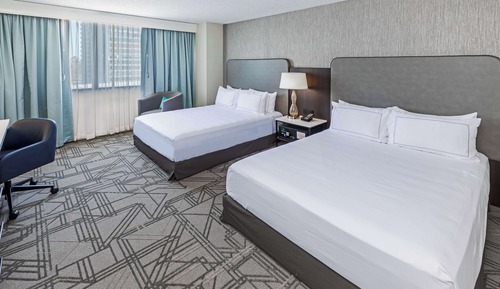 Room, 2 Queen Beds, Accessible (Roll-In Shower)
