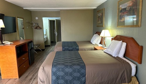 Standard Room, 2 Double Beds, Smoking