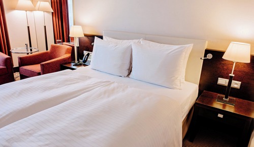 Standard Room, 1 Queen Bed