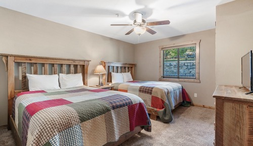 1-BD Lake View Condo - Walk-In Level - 1206