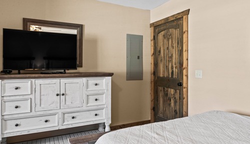3-BD Lake View Condo W/ Loft - Penthouse Suite - 1210