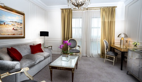 Deluxe Suite (Prestige)