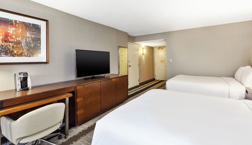 Standard Room, 2 Double Beds, Roll-in Shower (Communications, Roll-In Shower)