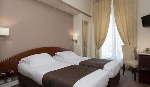 Twin Comfort Room