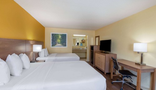 Standard Room, 2 Queen Beds