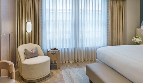 Mayfair Suite
