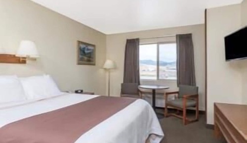 Standard Room, 1 Queen Bed