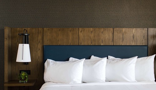 Room, 2 Queen Beds, Corner (Preferred Two Queens)
